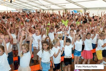 Musischer Abend und Kinderfestumzug
