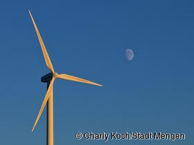 Platz 3 - Windrad zwischen Blochingen und Beuren von Charly Koch